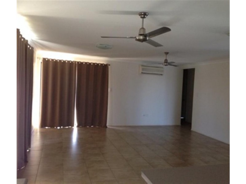 82  CORELLA DRIVE, Gracemere QLD 4702