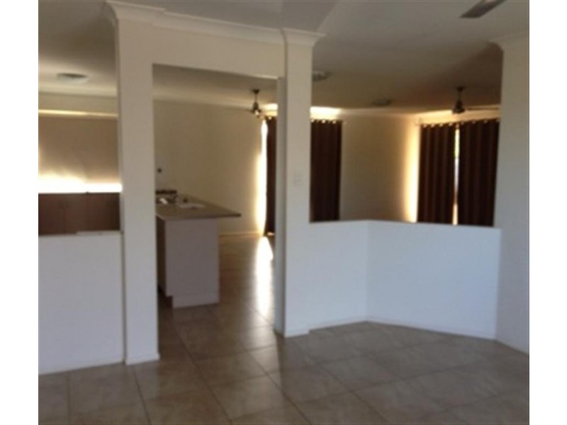 82  CORELLA DRIVE, Gracemere QLD 4702