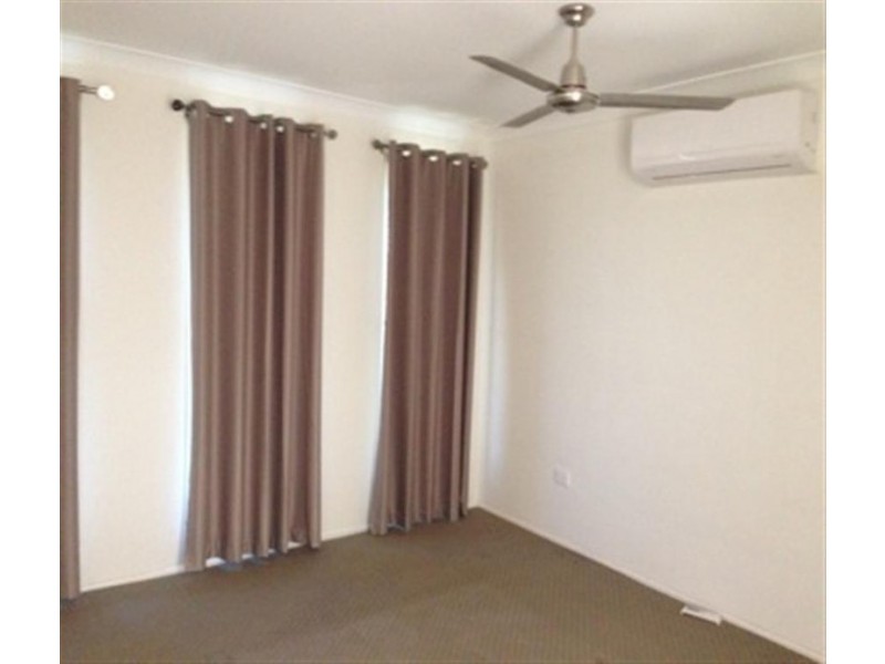 82  CORELLA DRIVE, Gracemere QLD 4702