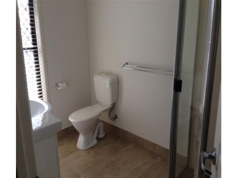 82  CORELLA DRIVE, Gracemere QLD 4702