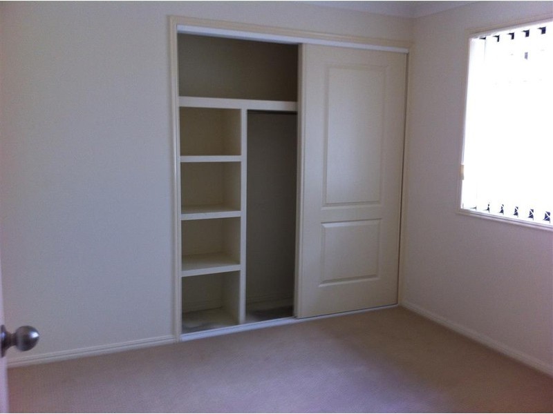 4 SEONAID PLACE, Gracemere QLD 4702