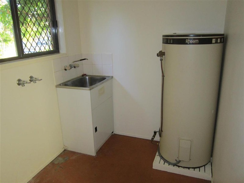 62 JOHNSON ROAD, Gracemere QLD 4702