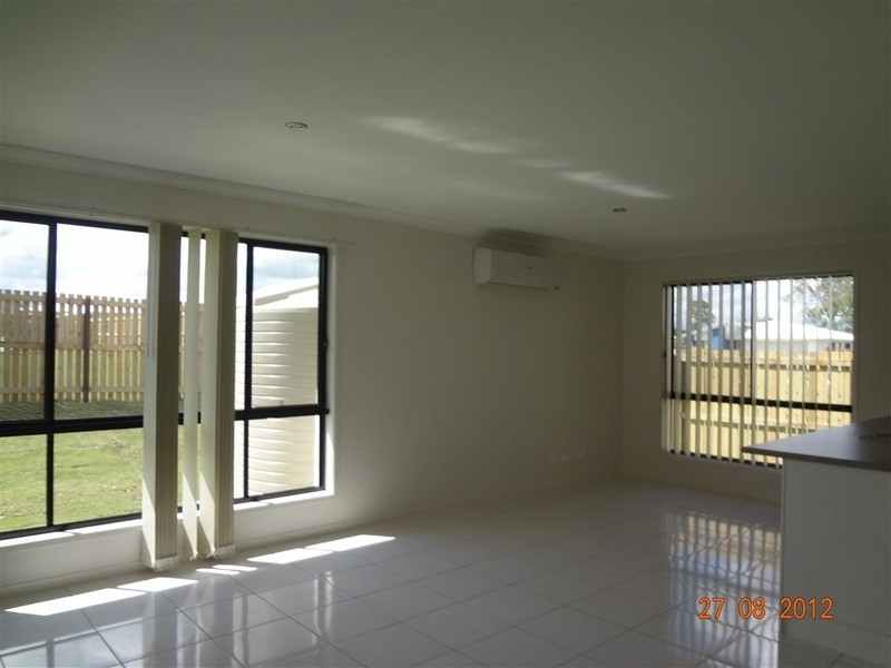 4 FORD PLACE, Gracemere QLD 4702