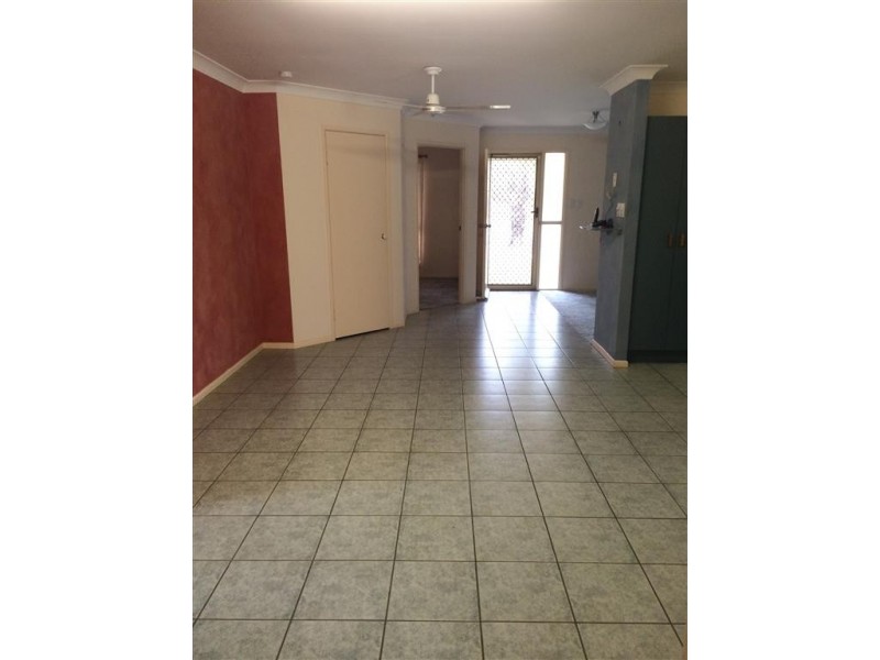 15 Rosewood Avenue, Gracemere QLD 4702