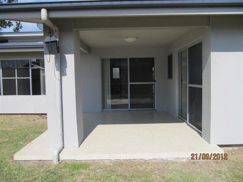 6 Maree Crescent, Gracemere QLD 4702