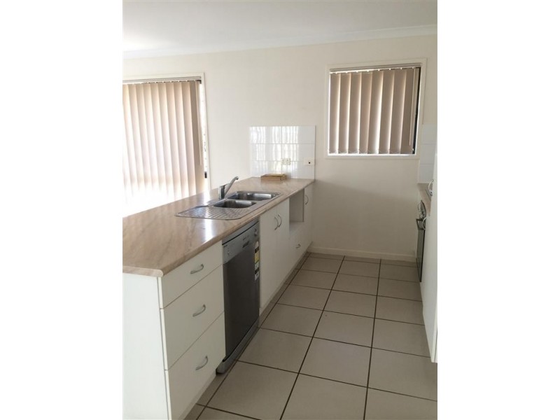 9 Angela Court, Gracemere QLD 4702