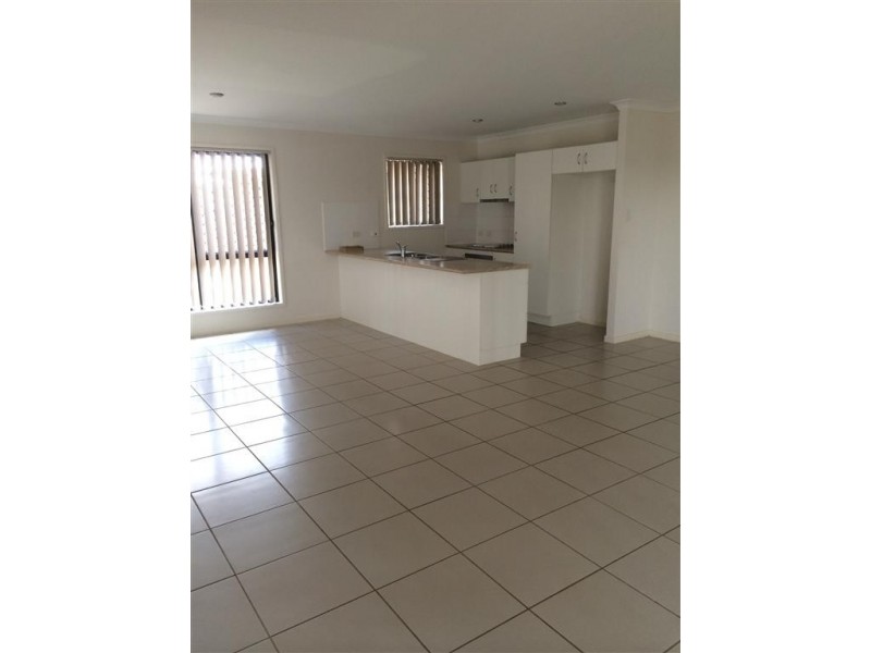 9 Angela Court, Gracemere QLD 4702