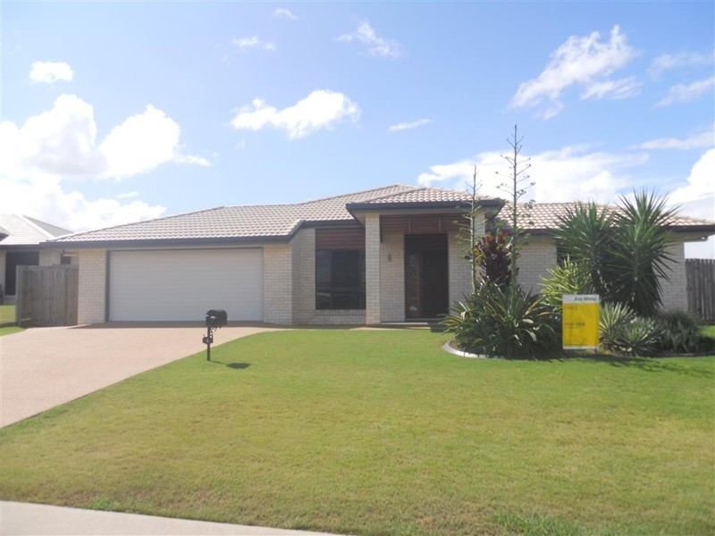 6 THOMAS STREET, Gracemere QLD 4702