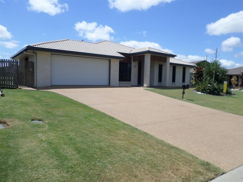 6 THOMAS STREET, Gracemere QLD 4702