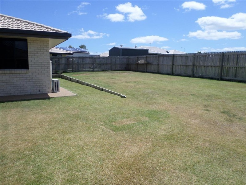 6 THOMAS STREET, Gracemere QLD 4702