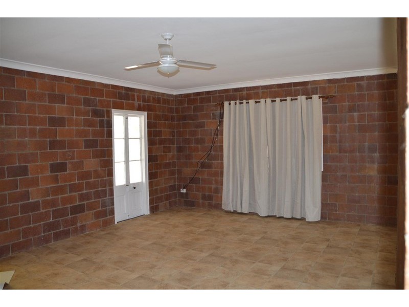 92 Bond Road, Alton Downs QLD 4702