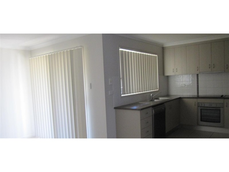 8  TAWARRA CRESCENT, Gracemere QLD 4702