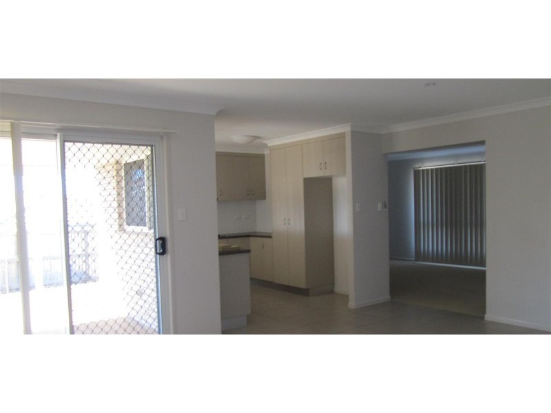 8  TAWARRA CRESCENT, Gracemere QLD 4702