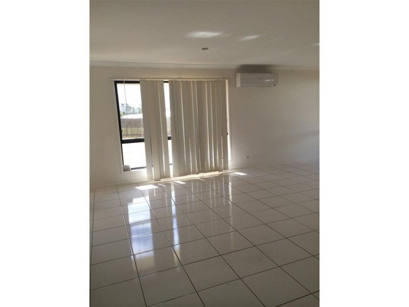 5 Benjamin Drive, Gracemere QLD 4702