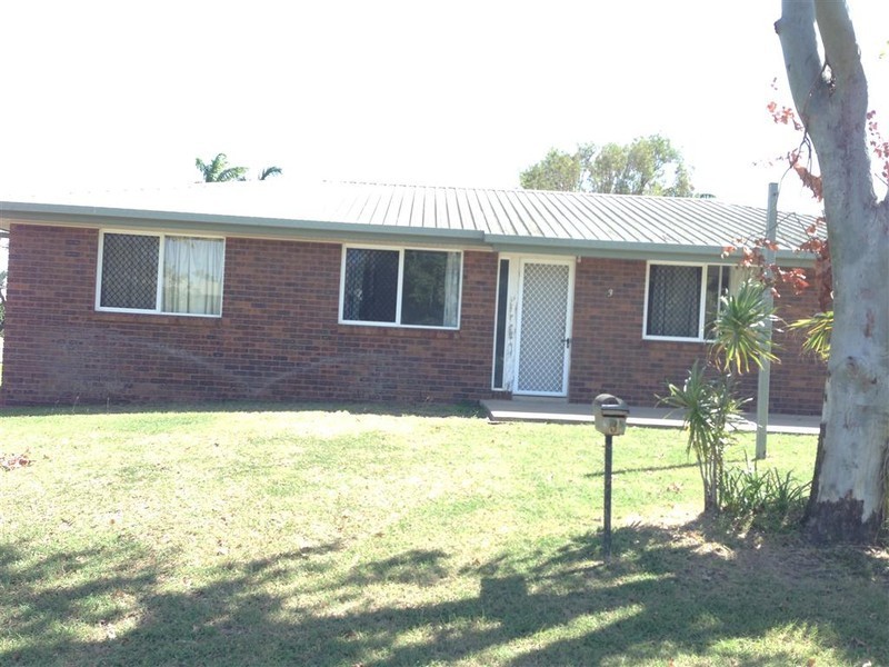 3 ARLOTT STREET, Gracemere QLD 4702