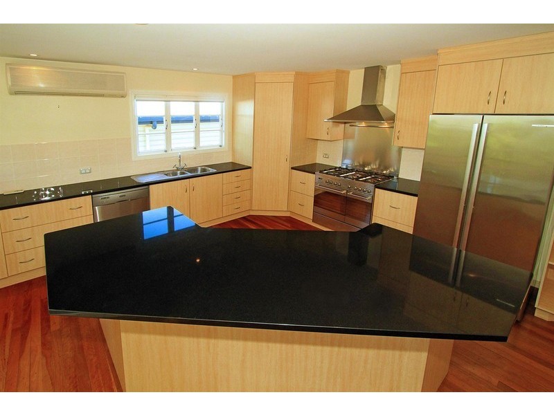 3 Agnes Street, The Range QLD 4700