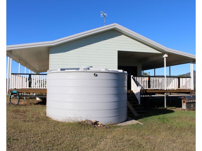 589 The Narrows Road, Mount Larcom QLD 4695