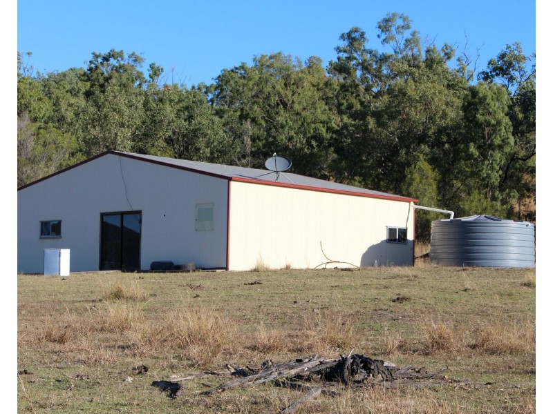 589 The Narrows Road, Mount Larcom QLD 4695