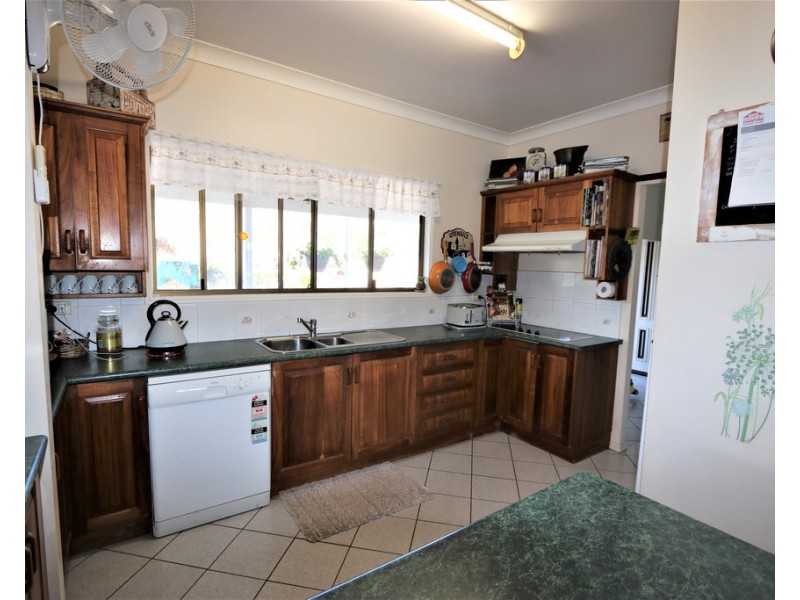 49792 Burnett Highway, Walmul QLD 4714