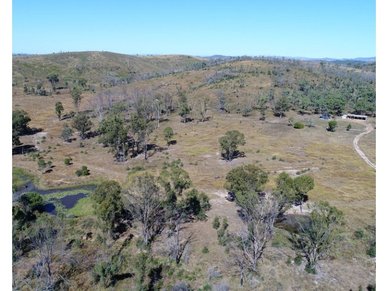 300 Henicke Road, Machine Creek QLD 4695
