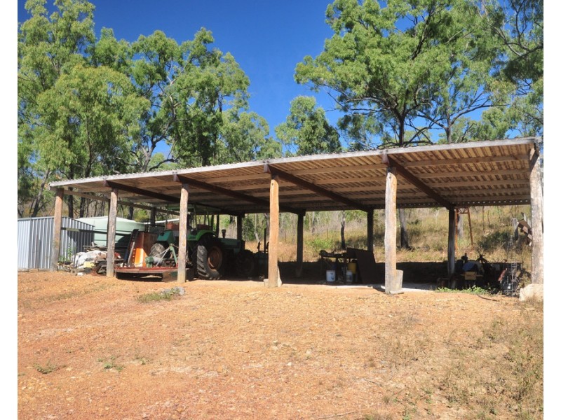 300 Henicke Road, Machine Creek QLD 4695