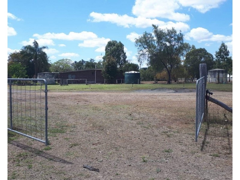 2308 Capricorn Highway, Stanwell QLD 4702