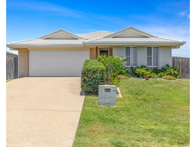 19 Kildare Crescent, Parkhurst QLD 4702