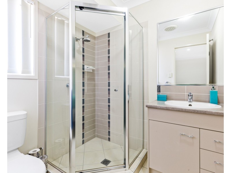 19 Kildare Crescent, Parkhurst QLD 4702