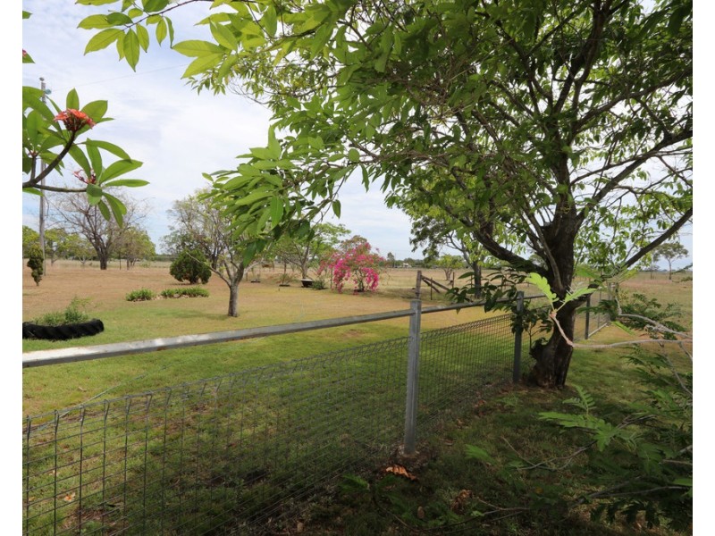 13 Greens Road, Alton Downs QLD 4702