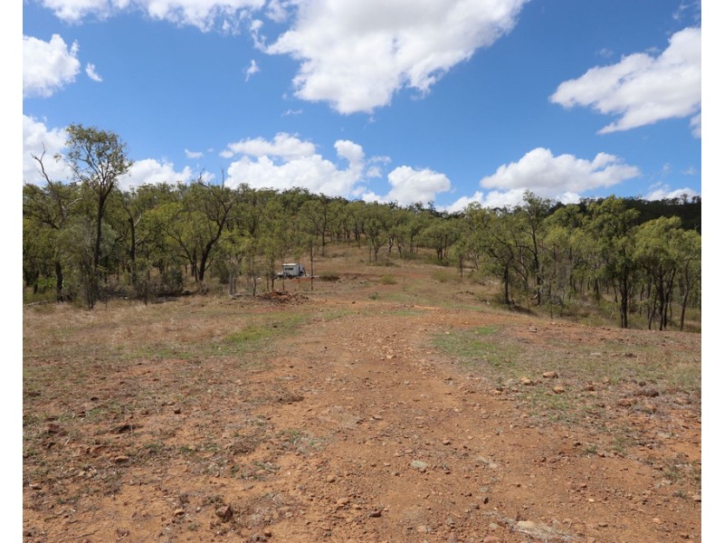 2250 Capricorn Highway, Stanwell QLD 4702