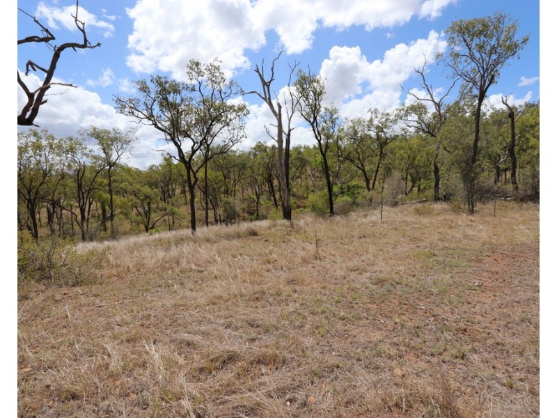 2250 Capricorn Highway, Stanwell QLD 4702