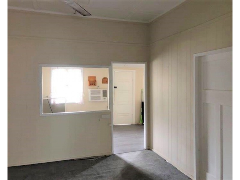 18 Normanby Street, Dingo QLD 4702