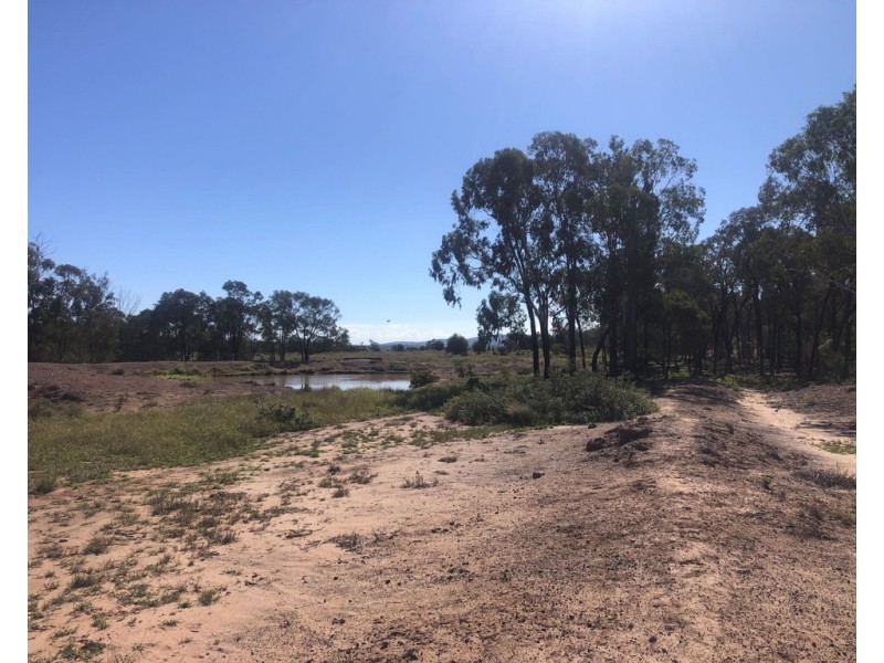 2074 LEICHHARDT HIGHWAY, Dululu QLD 4702