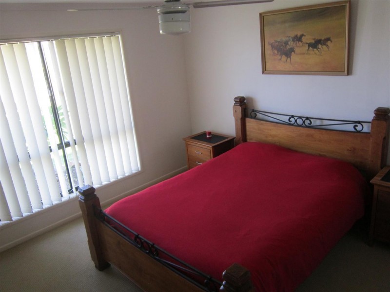 6 Chatterton Bvd, Gracemere QLD 4702