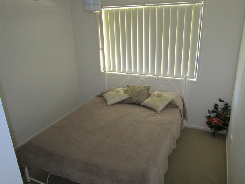 6 Chatterton Bvd, Gracemere QLD 4702