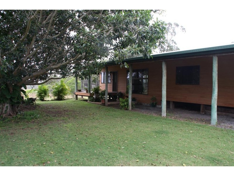 “Serpentine” 0 Bruce Highway, Yaamba QLD 4704