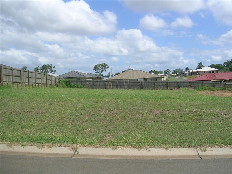 42 James Street, Gracemere QLD 4702