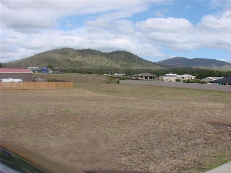 . “Paramount Park” Yaamba Road, Rockyview QLD 4701