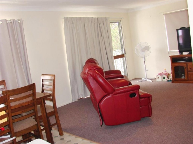 36 Barry Street, Gracemere QLD 4702