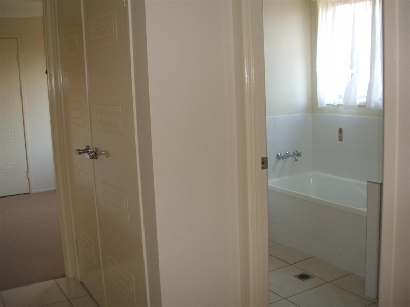 33 Origano Avenue, Gracemere QLD 4702