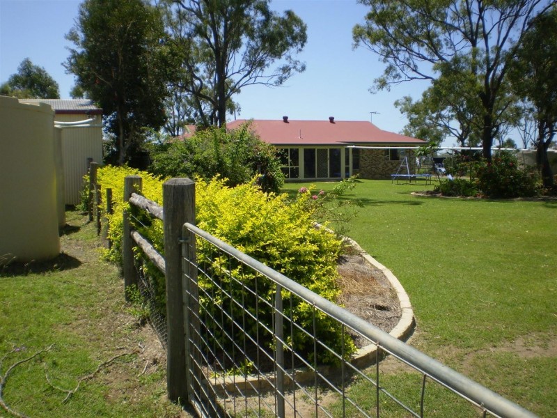 32 Rayner Road, Alton Downs QLD 4702