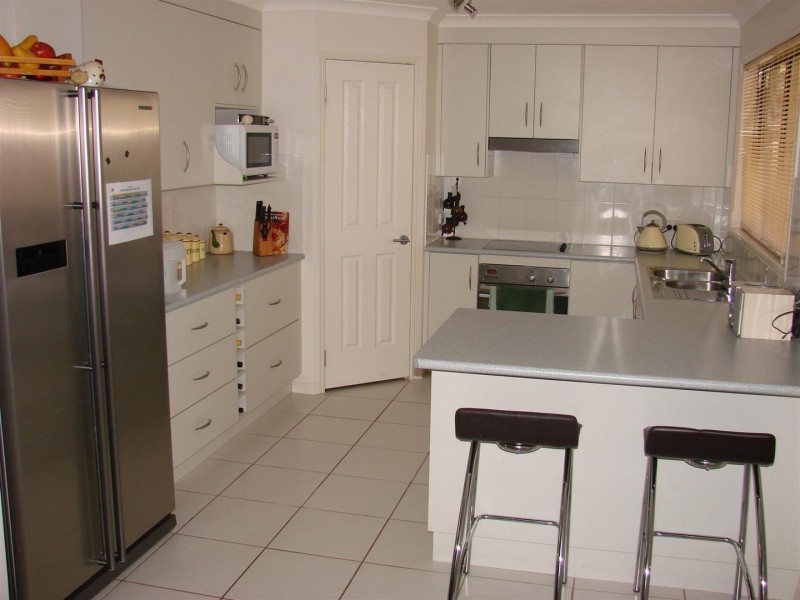 6 Kerrie Meares Crescent, Gracemere QLD 4702