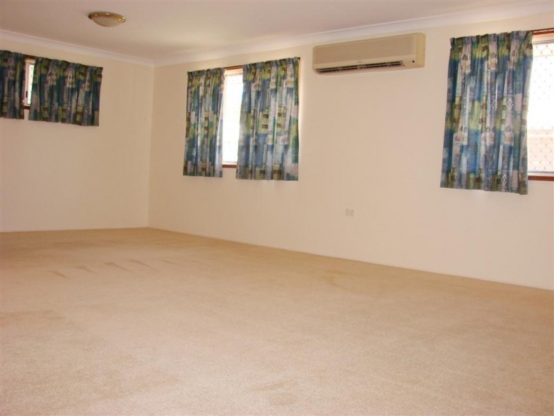 92 Donovan Crescent, Gracemere QLD 4702