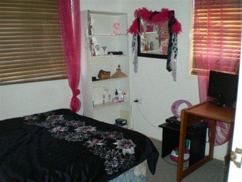 6 Milne Place, Gracemere QLD 4702