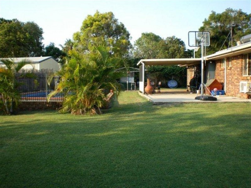 6 Milne Place, Gracemere QLD 4702