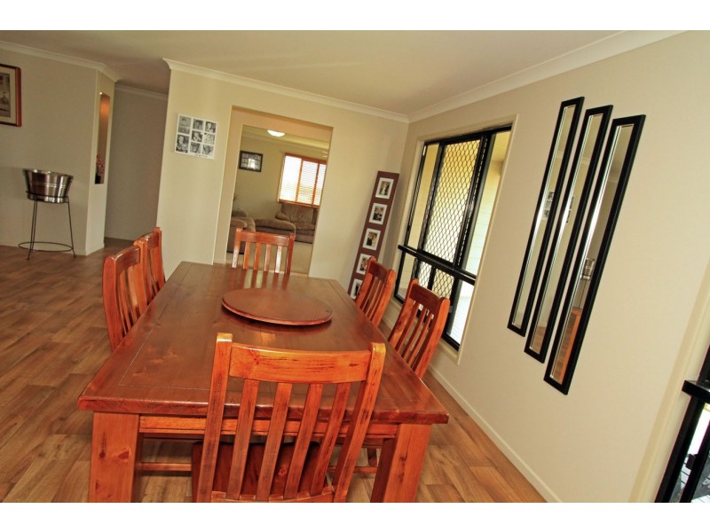 119 McKenzie Road, Alton Downs QLD 4702
