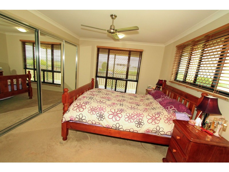 119 McKenzie Road, Alton Downs QLD 4702