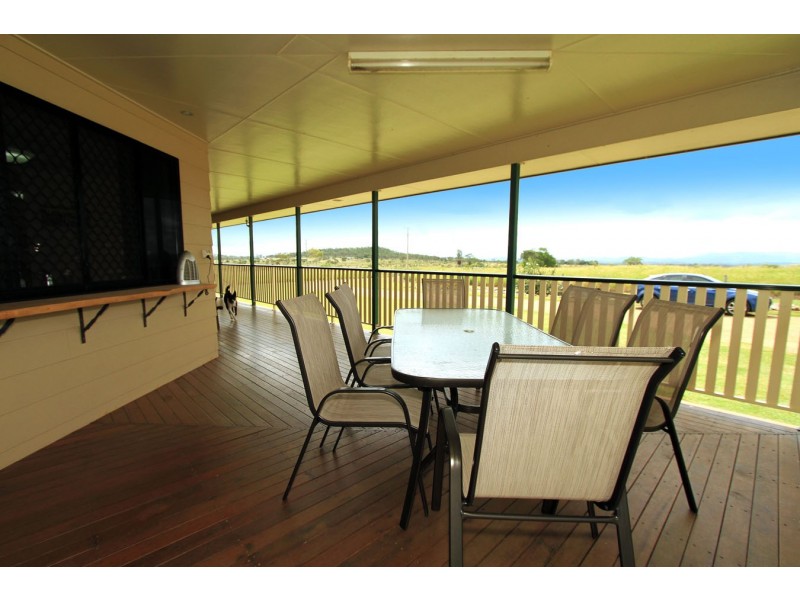 119 McKenzie Road, Alton Downs QLD 4702