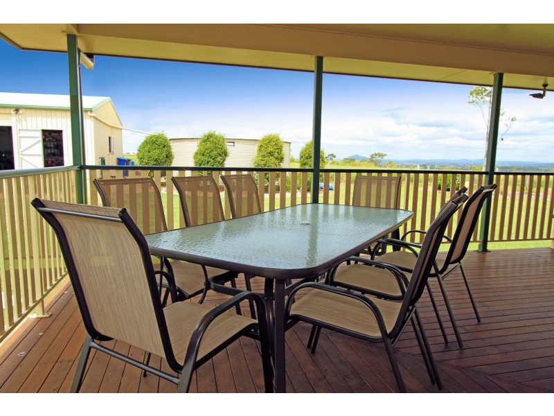 119 McKenzie Road, Alton Downs QLD 4702