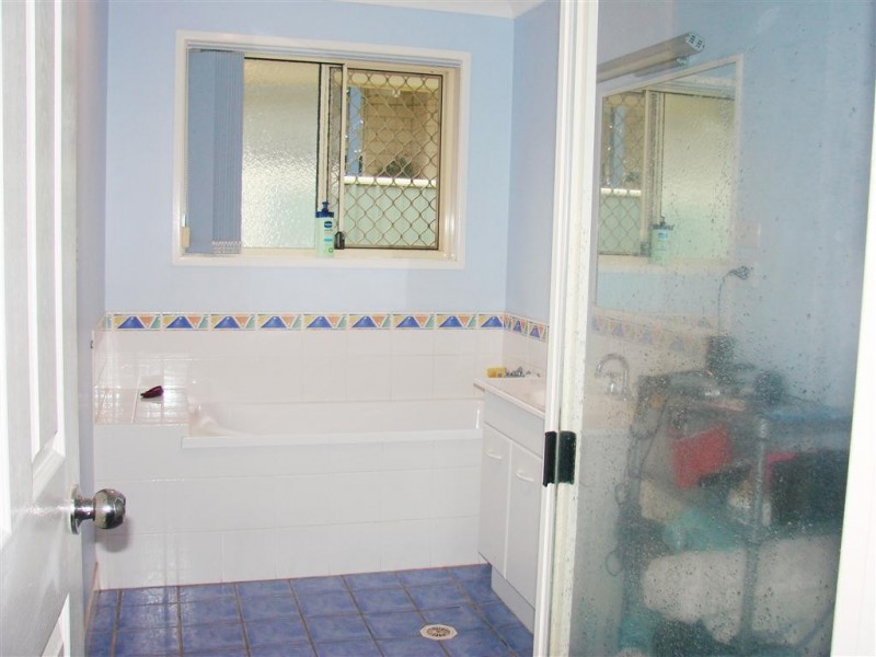 26 Lamb Avenue, Gracemere QLD 4702